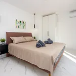 Kety Villa *