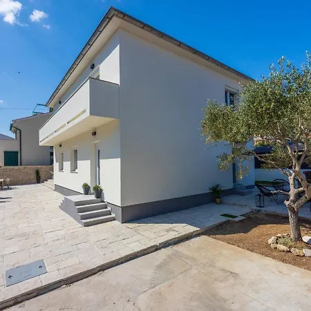 Kety Villa