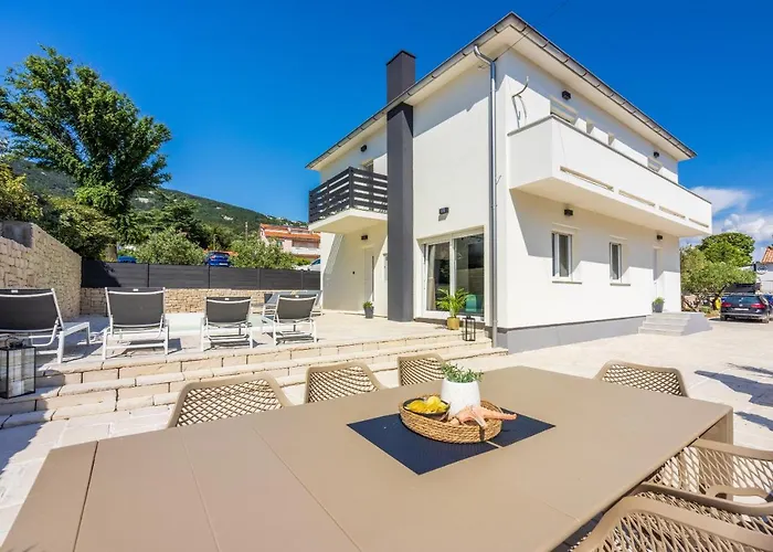 Kety Villa Baška