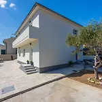 Kety Villa
