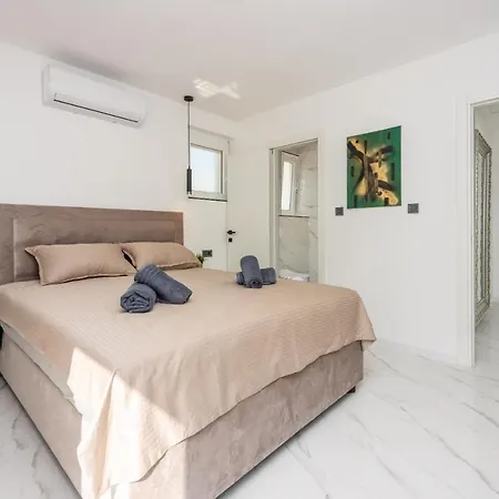 Kety Villa